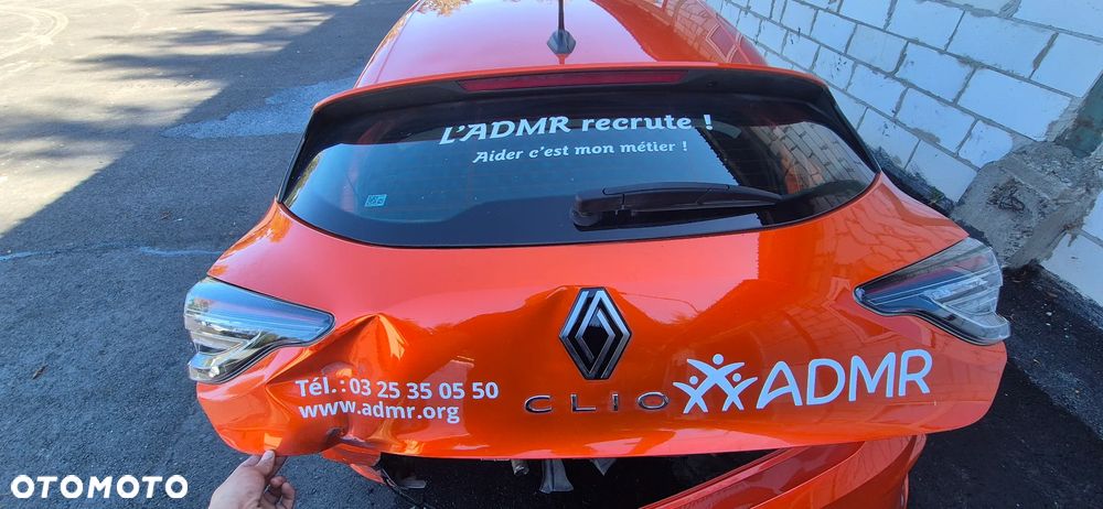 Renault Clio 1.0 TCe Techno - 18