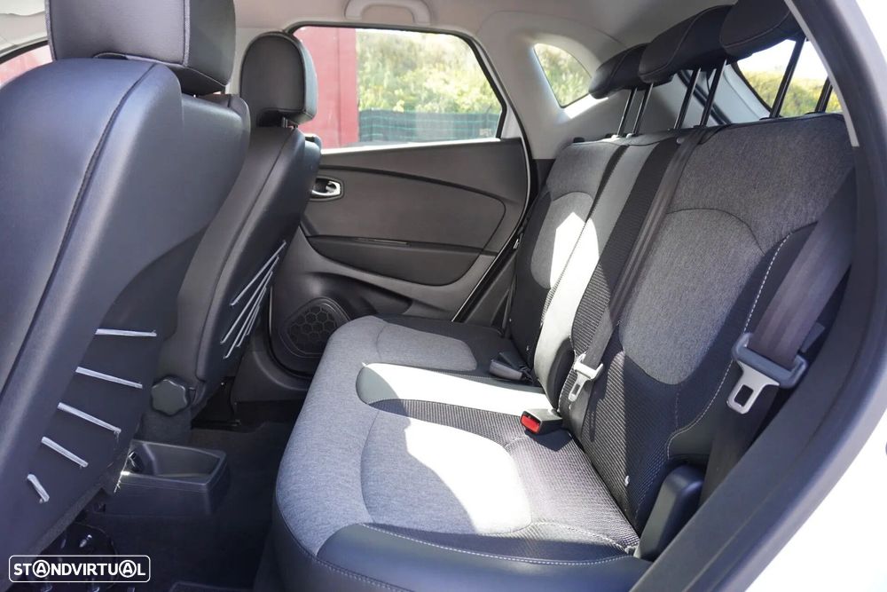 Renault Captur 1.5 dCi Exclusive EDC - 7