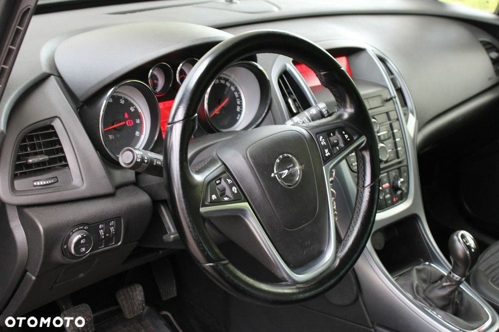 Opel Astra 1.4 Turbo Cosmo - 22