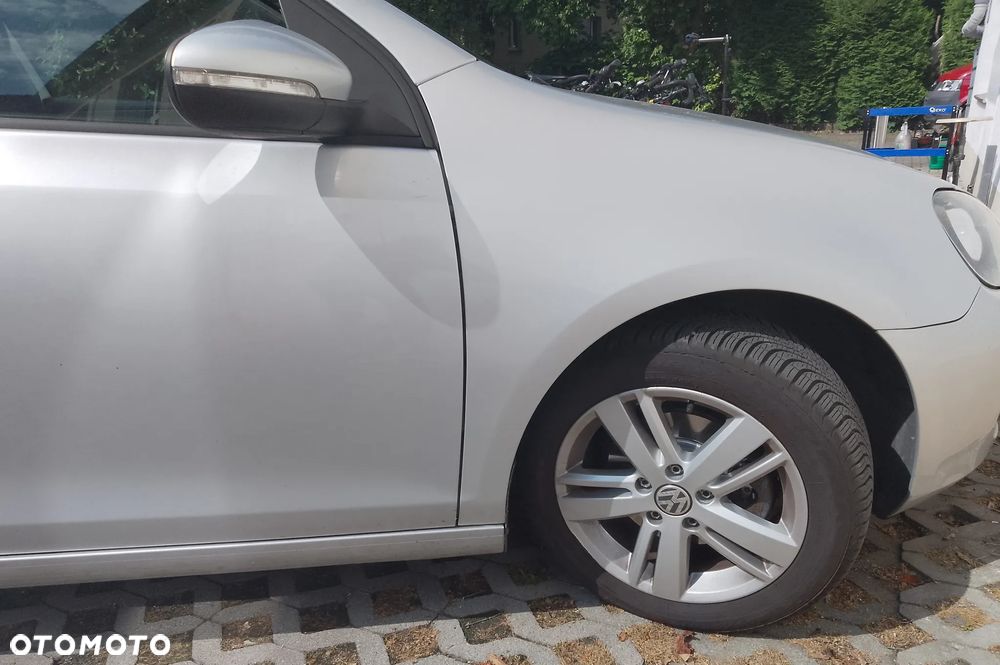 Volkswagen Golf - 5