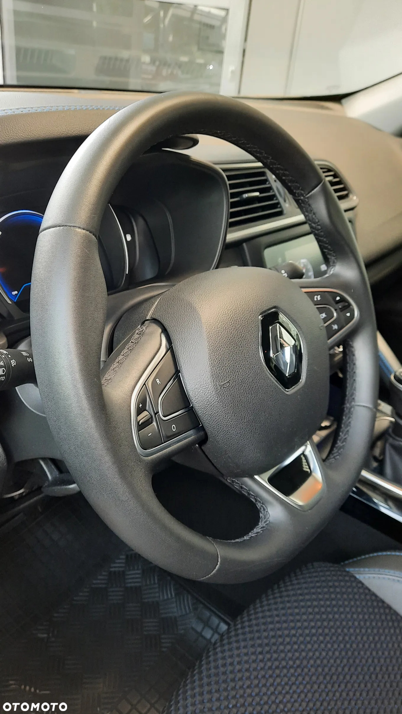 Renault Kadjar TCe 140 GPF LIMITED - 13