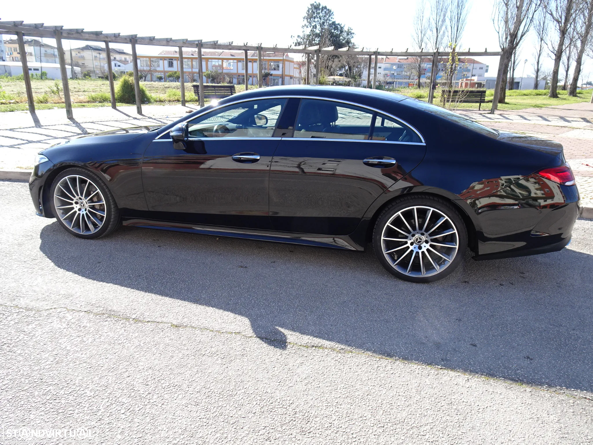 Mercedes-Benz CLS 300 d AMG Line - 4