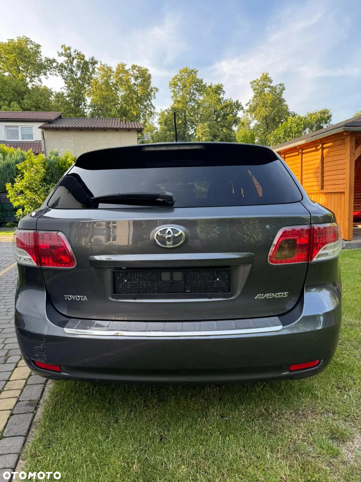 Toyota Avensis 2.2 D-4D Premium - 7