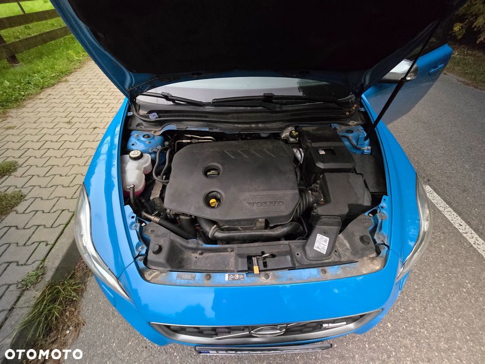 Volvo C30 D2 DRIVe R-Design - 24