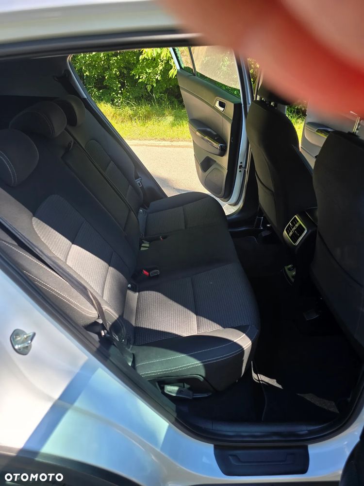 Kia Sportage 1.6 GDI 2WD Spirit - 22