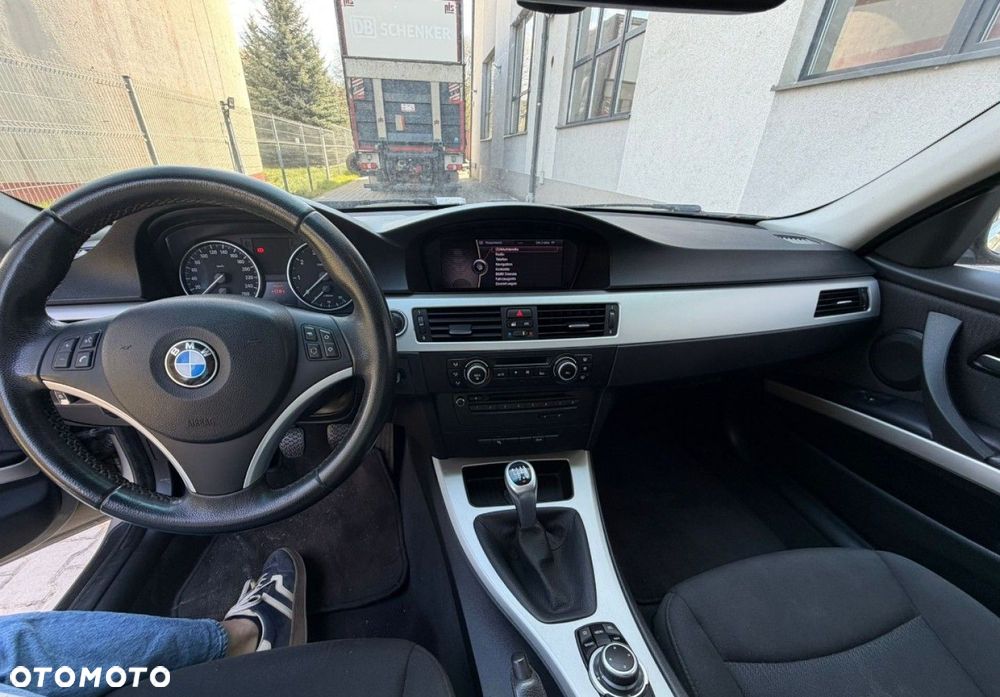 BMW Seria 3 - 10