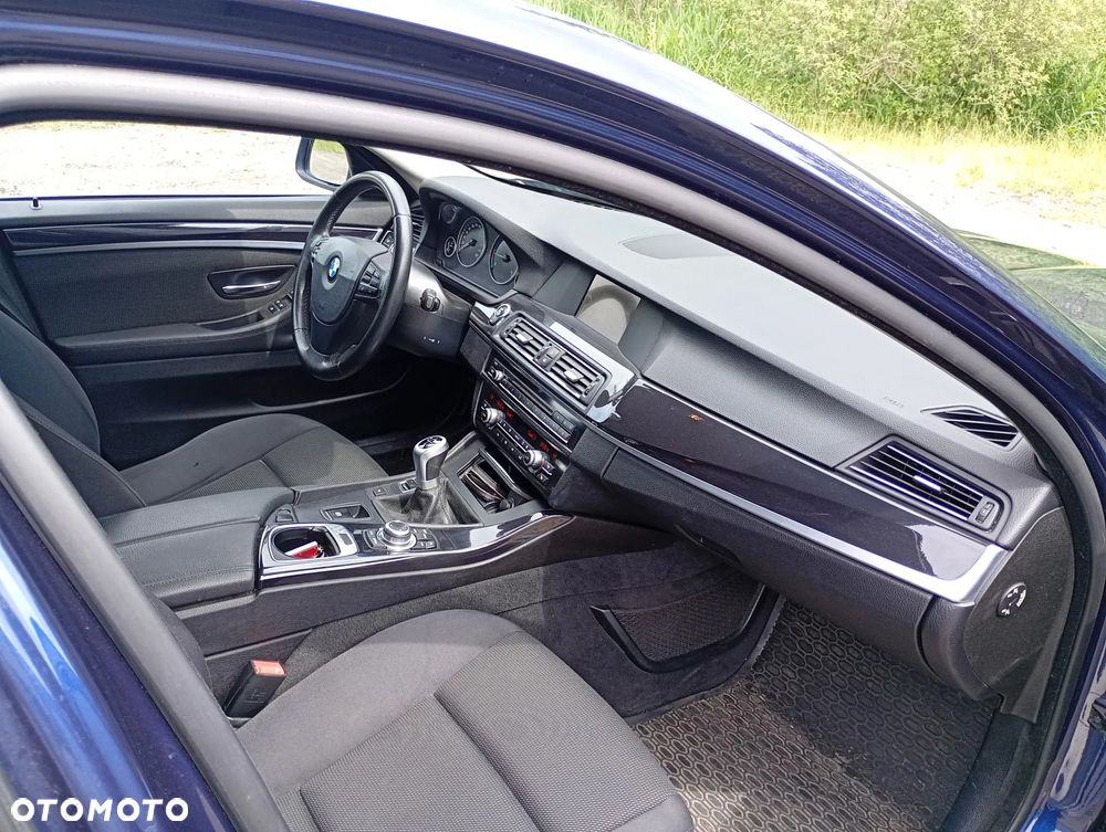 BMW Seria 5 520d - 4