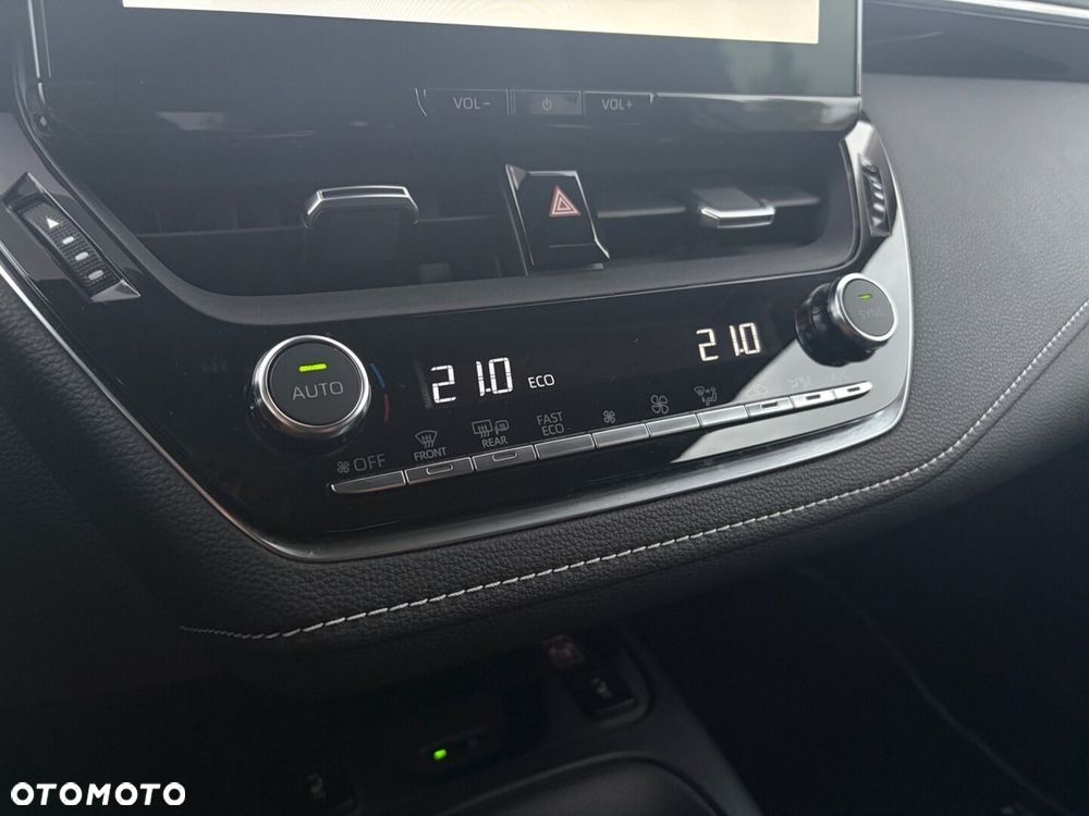 Toyota Corolla 1.8 Hybrid Style - 23