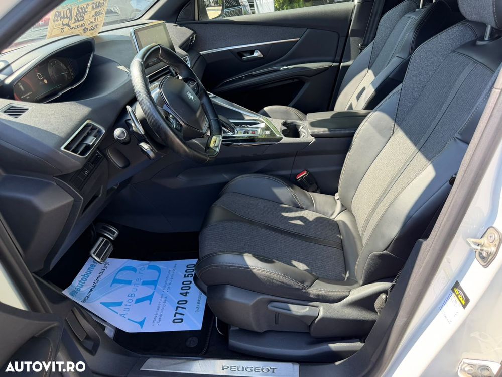 Peugeot 3008 - 12
