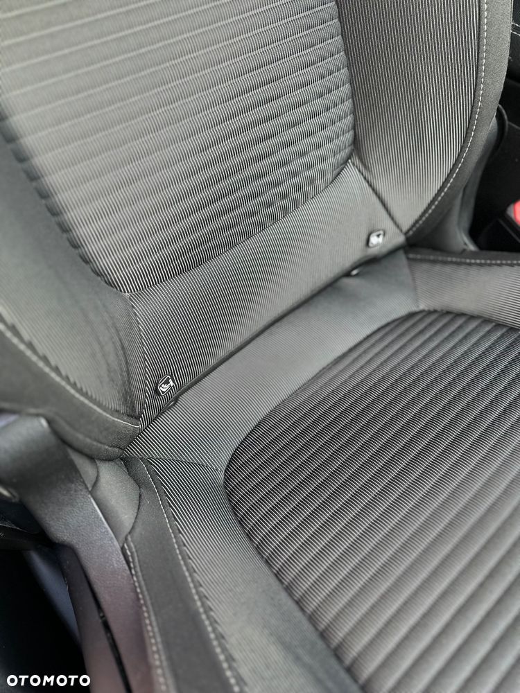Renault Grand Scenic - 39