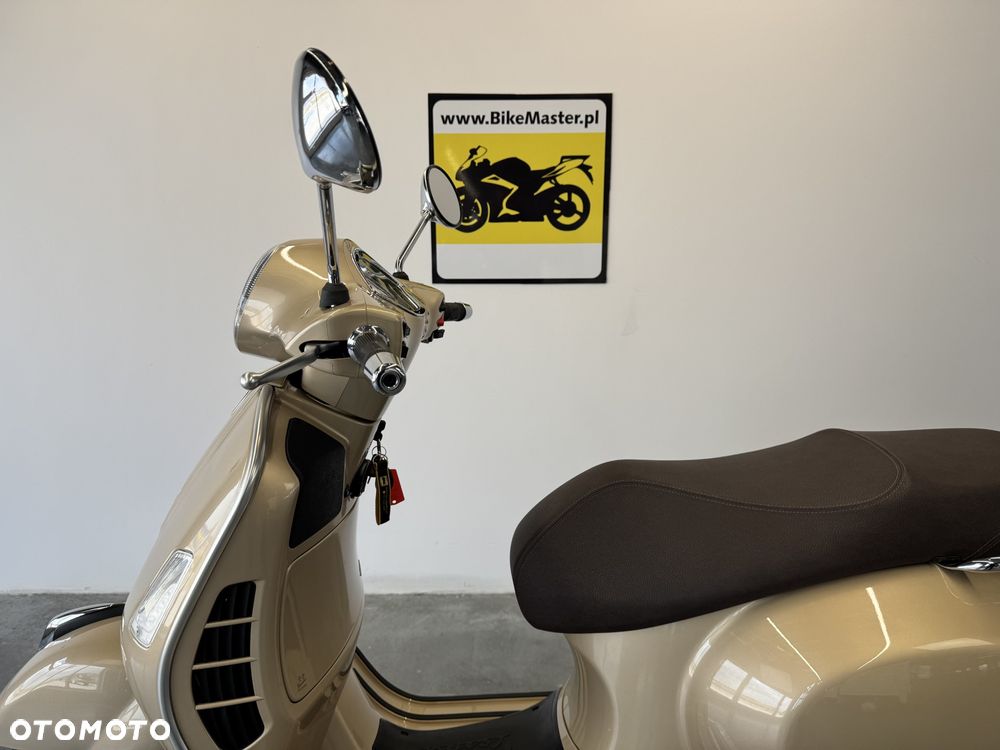 Vespa GTS - 20