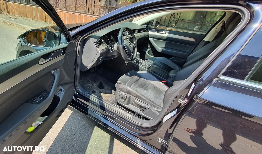 Volkswagen Passat 2.0 TDI DSG Highline - 12