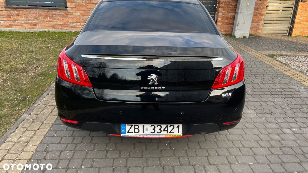 Peugeot 508 RXH 2.0 HDi HYbrid4 - 5