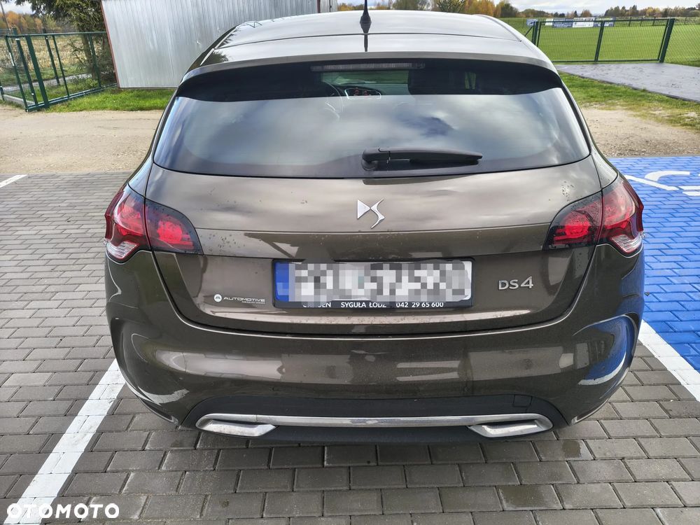 Citroën DS4 1.6 THP SoChic - 4