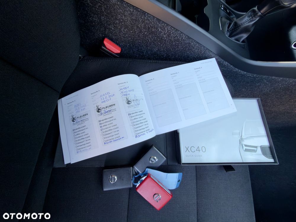Volvo XC 40 T3 Momentum Pro - 37