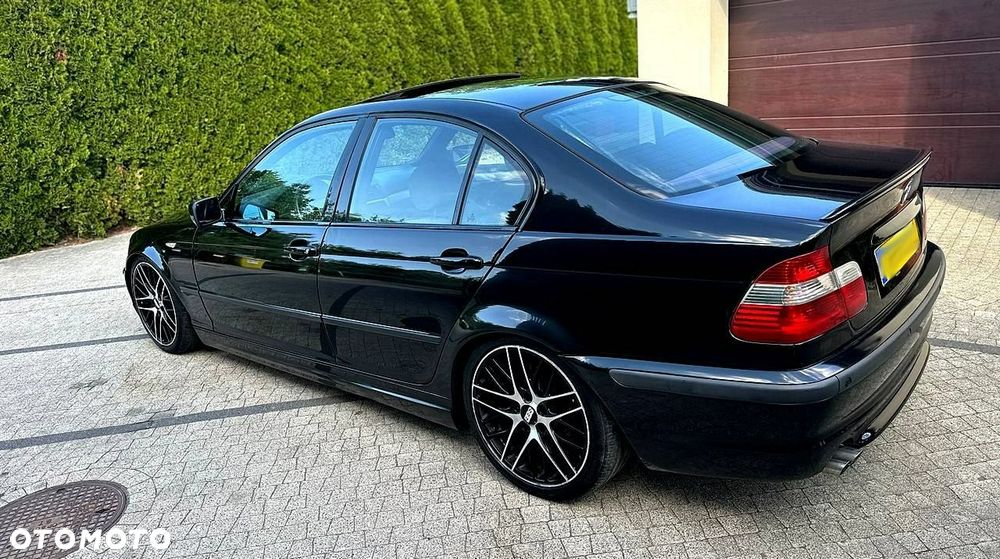 BMW Seria 3 325i Edition Sport - 16