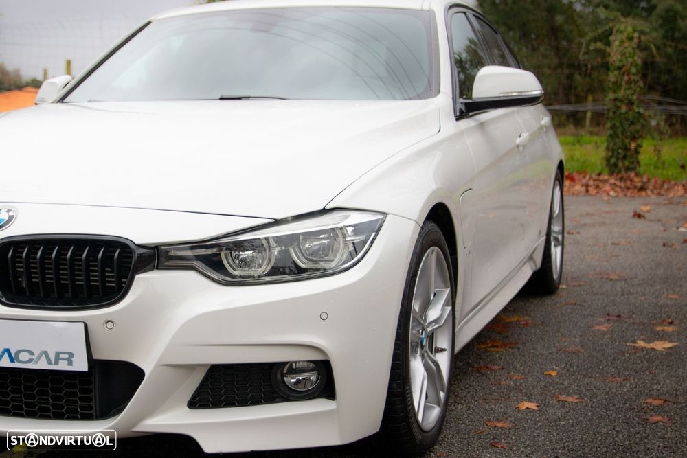 BMW 330 e iPerformance Pack M - 51