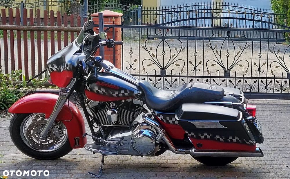 Harley-Davidson Touring Street Glide - 3