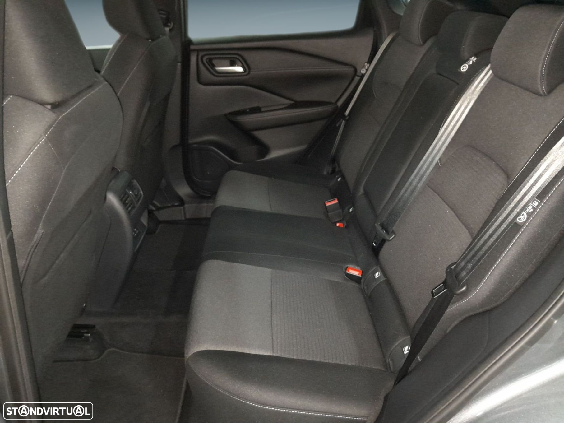 Nissan Qashqai 1.3 DIG-T N-Connecta LED - 14