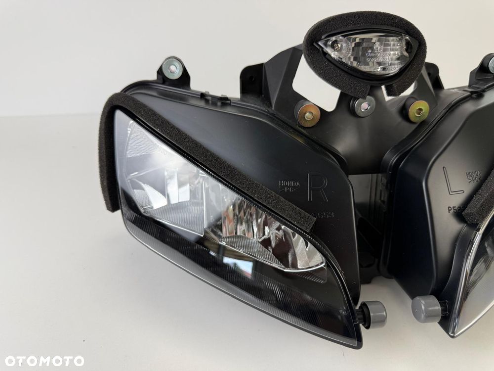 Przednia lampa reflektor Honda CBR 600RR PC37 2003-05 - 4