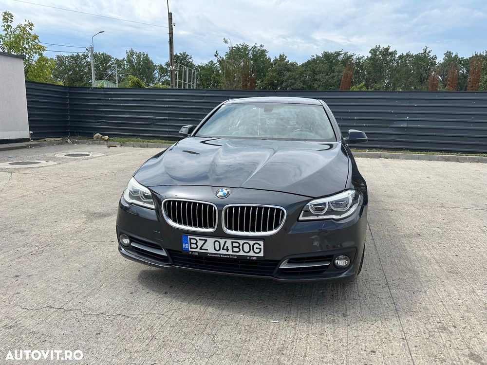 BMW Seria 5 520d xDrive - 4