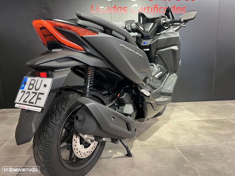 Honda Forza - 5