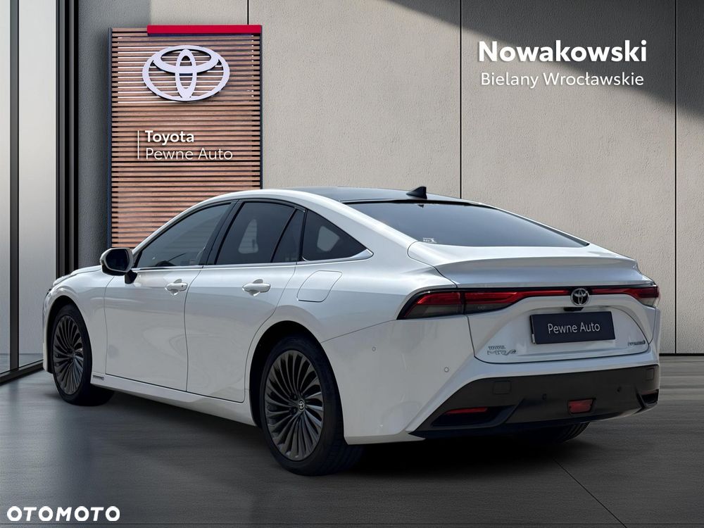 Toyota Mirai - 2