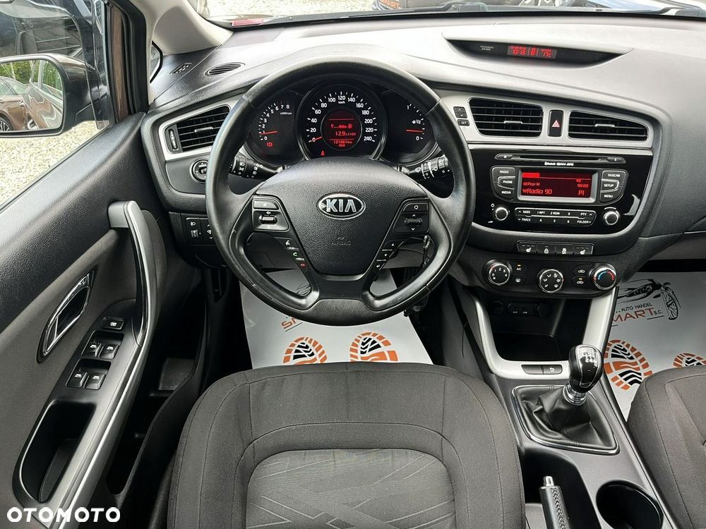 Kia Ceed 1.6 GDI M - 11
