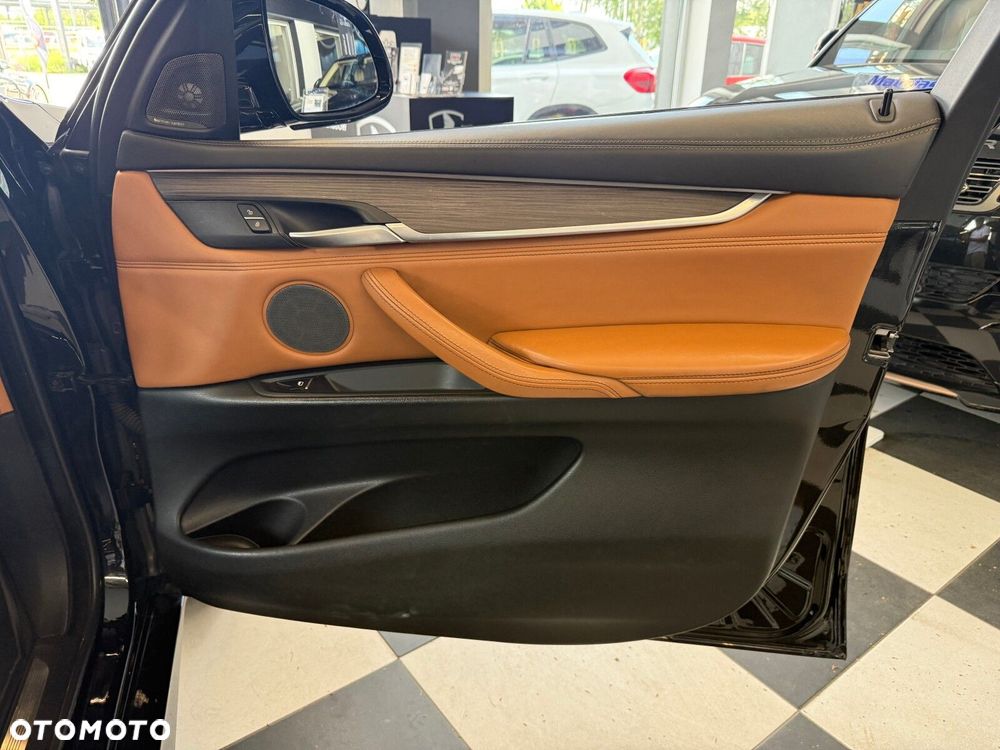 BMW X6 - 16