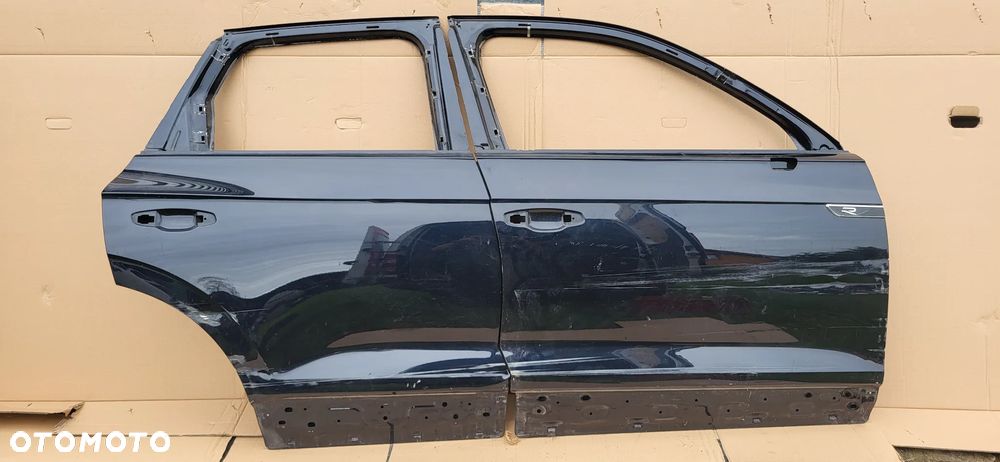 DRZWI PRAWY PRZOD VW TOUAREG III 760 - 2