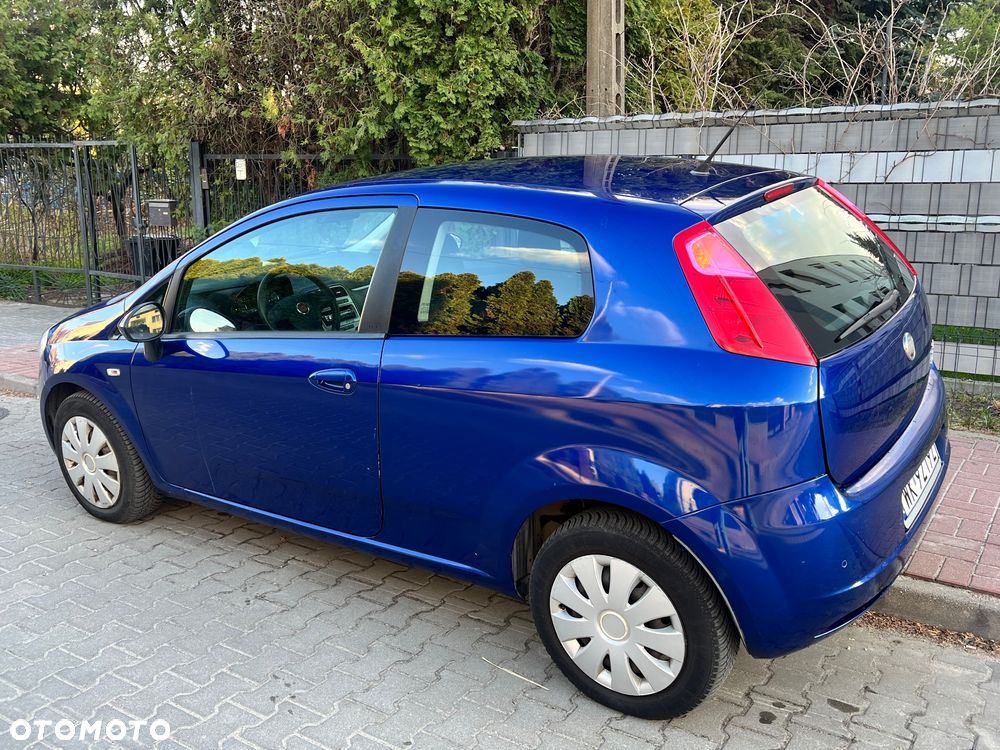 Fiat Grande Punto - 8
