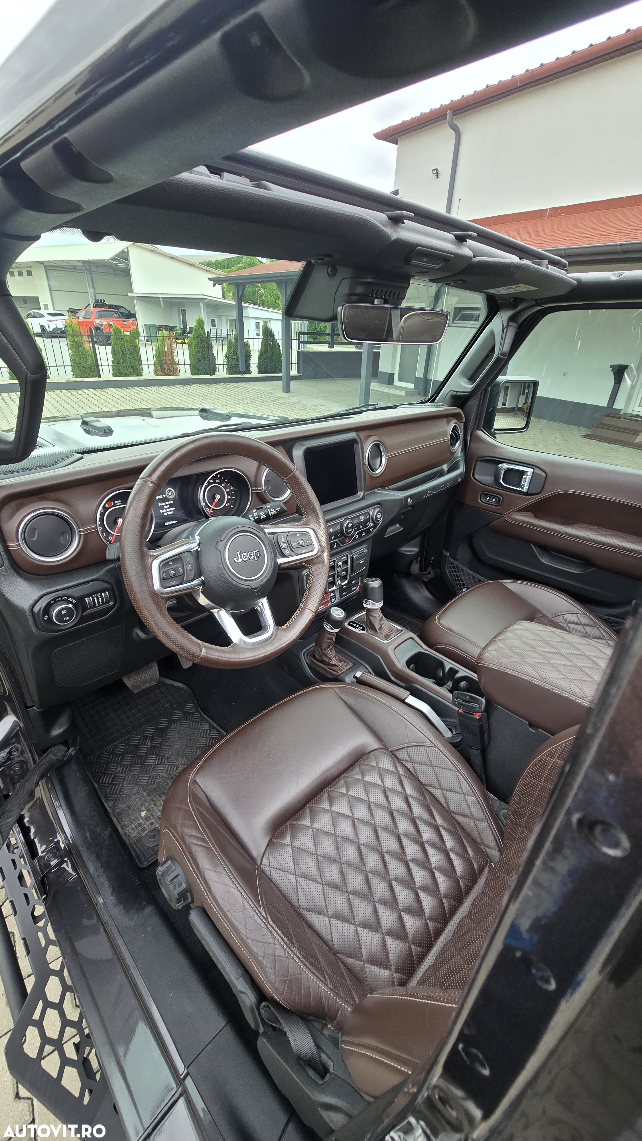 Jeep Wrangler Unlimited 2.0 Turbo AT8 Rubicon - 9