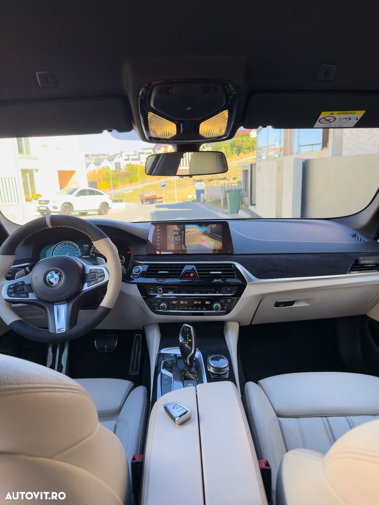 BMW Seria 5 540i xDrive AT - 8