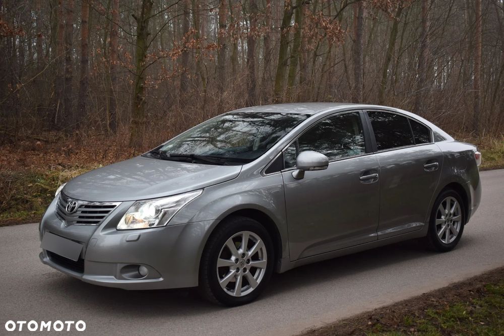 Toyota Avensis 2.0 Sol plus EU5 - 2
