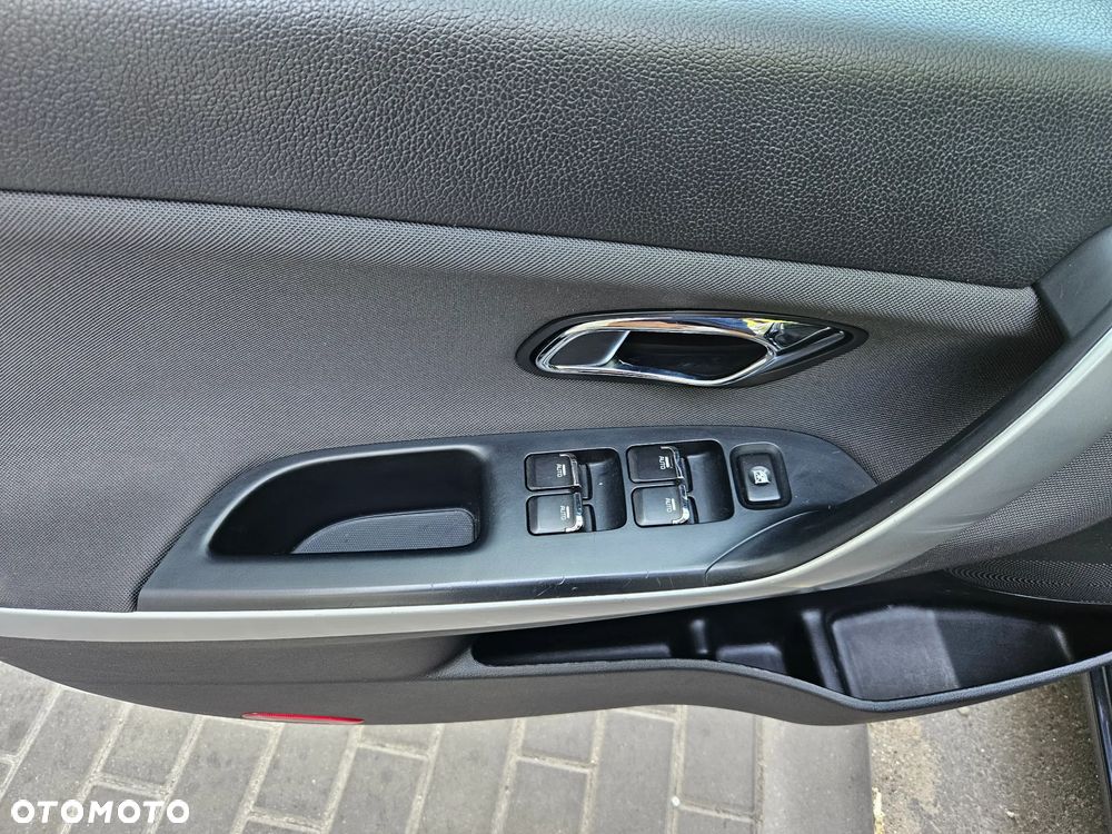 Kia Ceed 1.4 CVVT Dream-Team Edition - 21