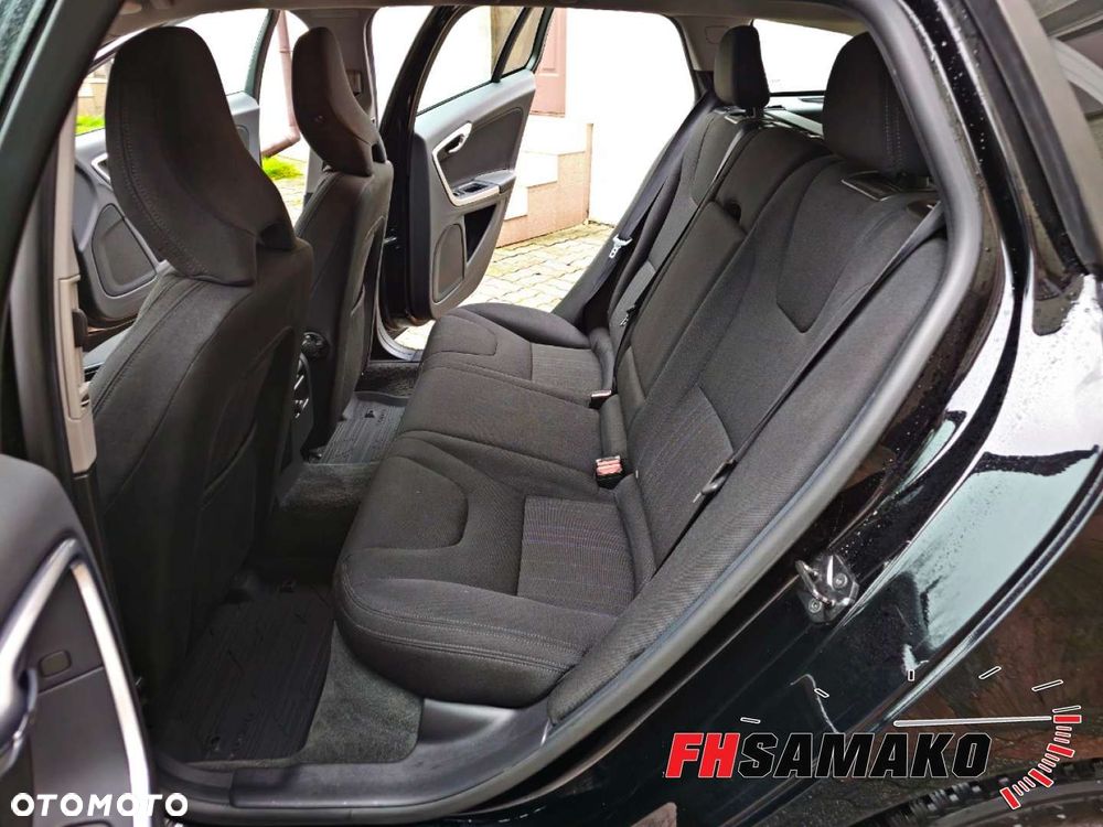 Volvo V60 - 28