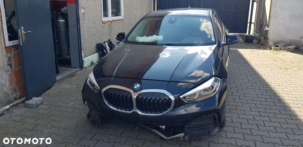 BMW Seria 1 116d Sport Line Shadow - 8
