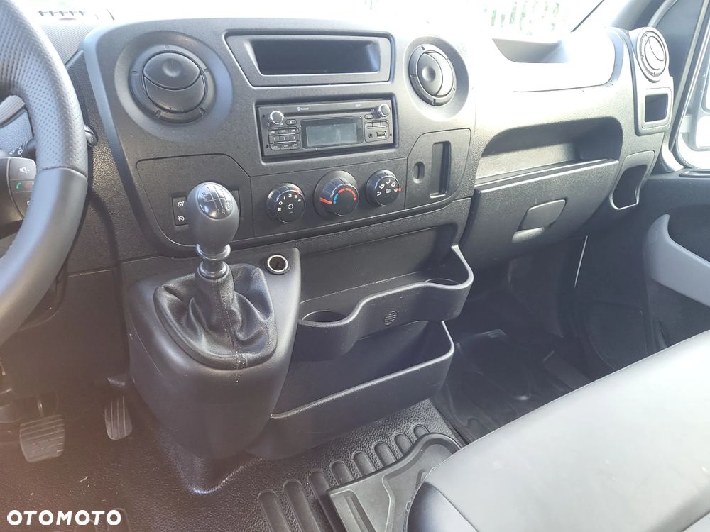 Renault Master - 11