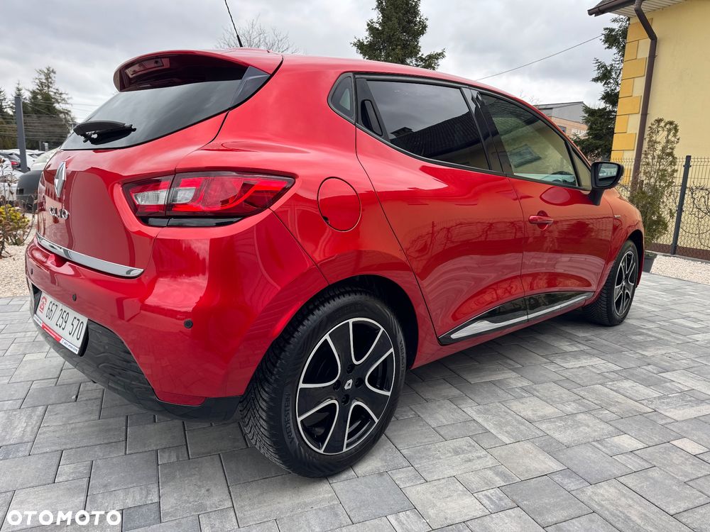 Renault Clio 1.2 16V 75 LIMITED - 13