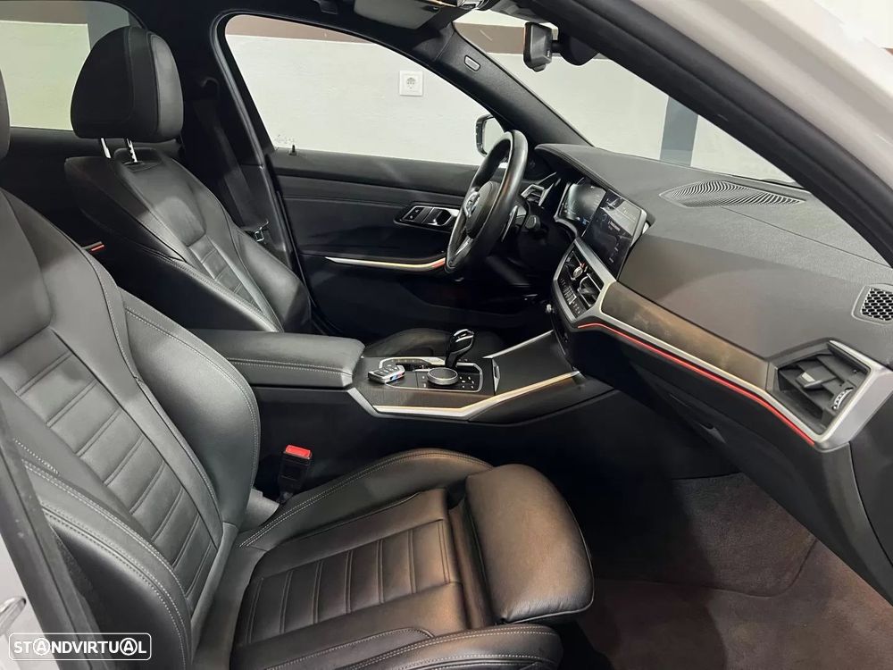 BMW 330 e Pack M Auto - 22