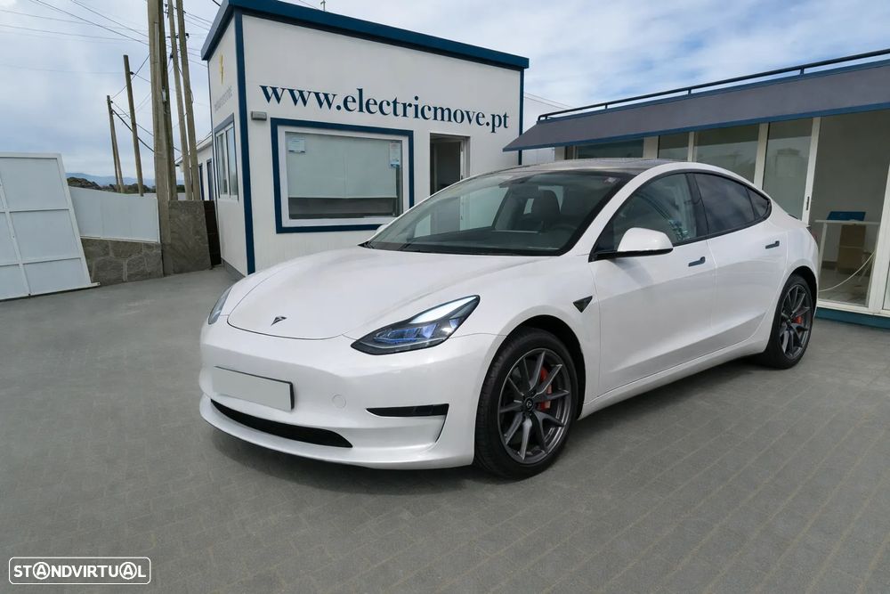 Tesla Model 3 Standard Range Plus RWD - 1