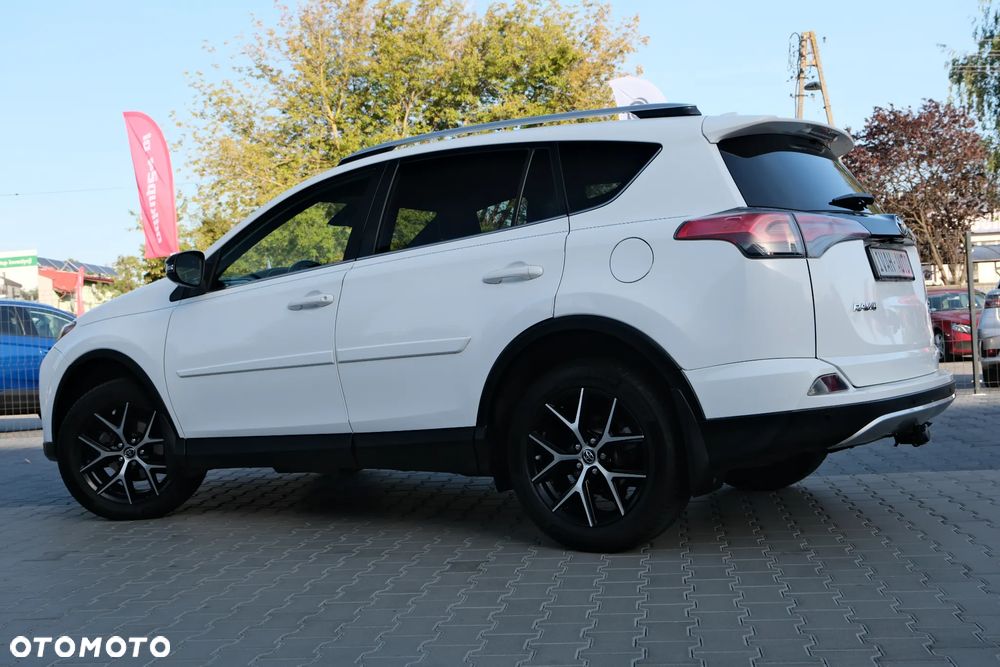Toyota RAV4 - 7