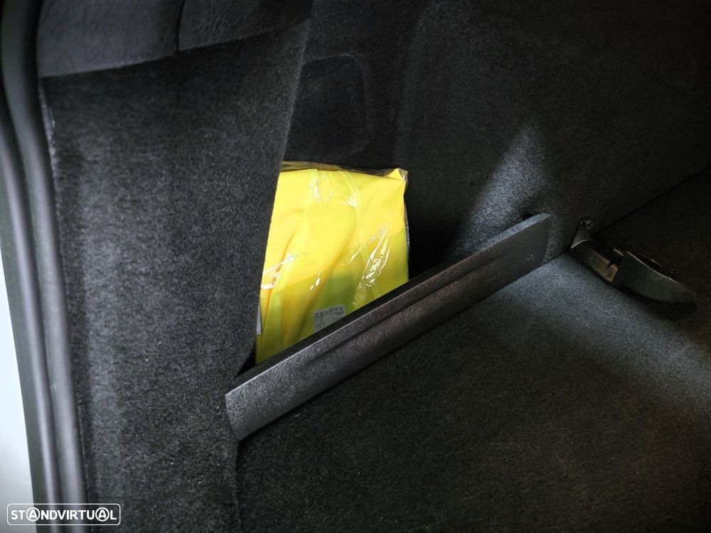 Fiat Tipo Station Wagon 1.3 M-Jet Street - 36