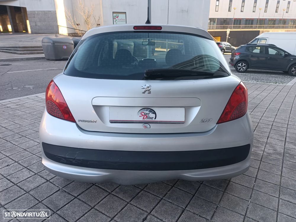 Peugeot 207 1.4 HDi Active - 9