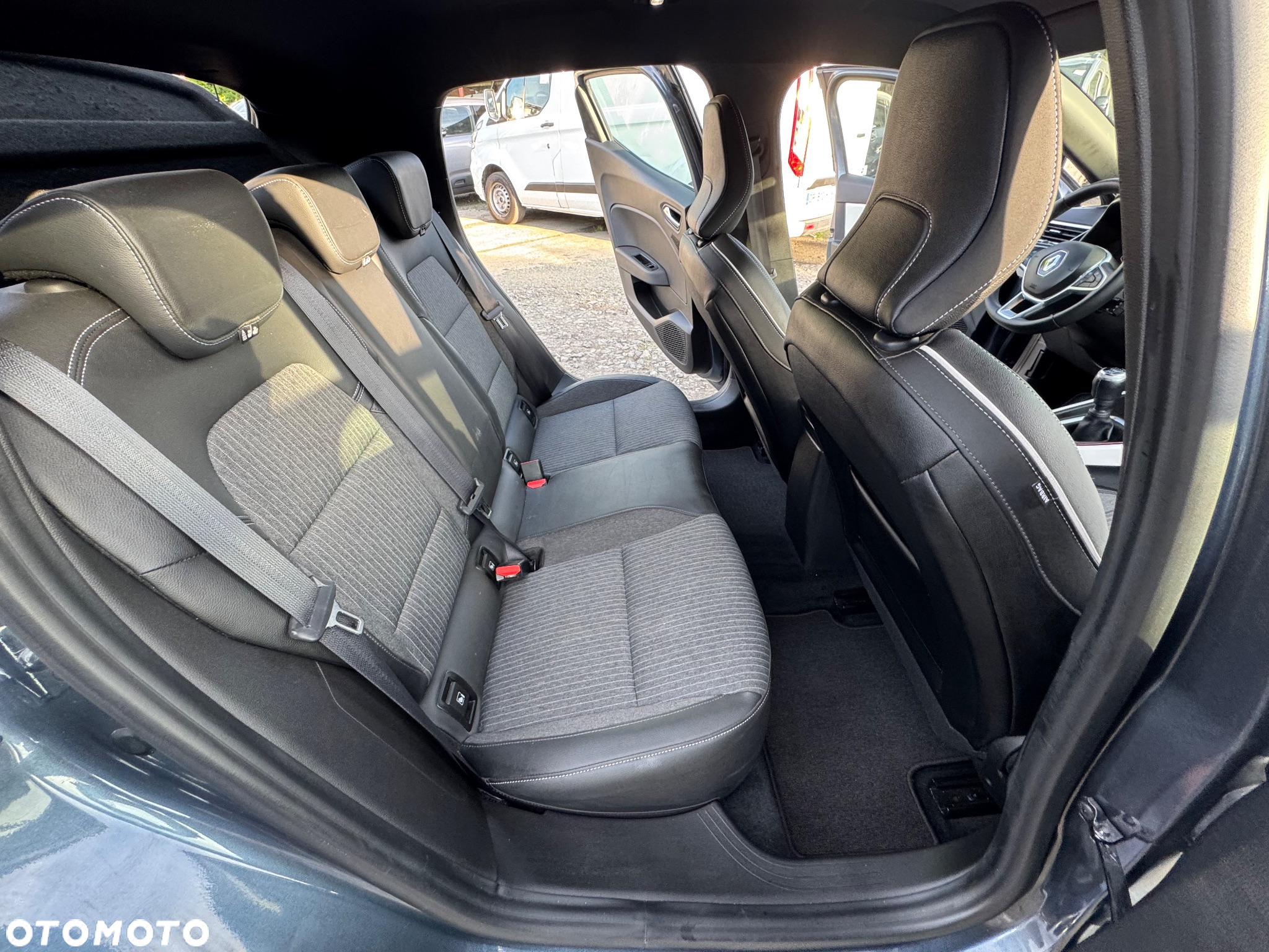Renault Clio 1.3 TCe Techno - 11
