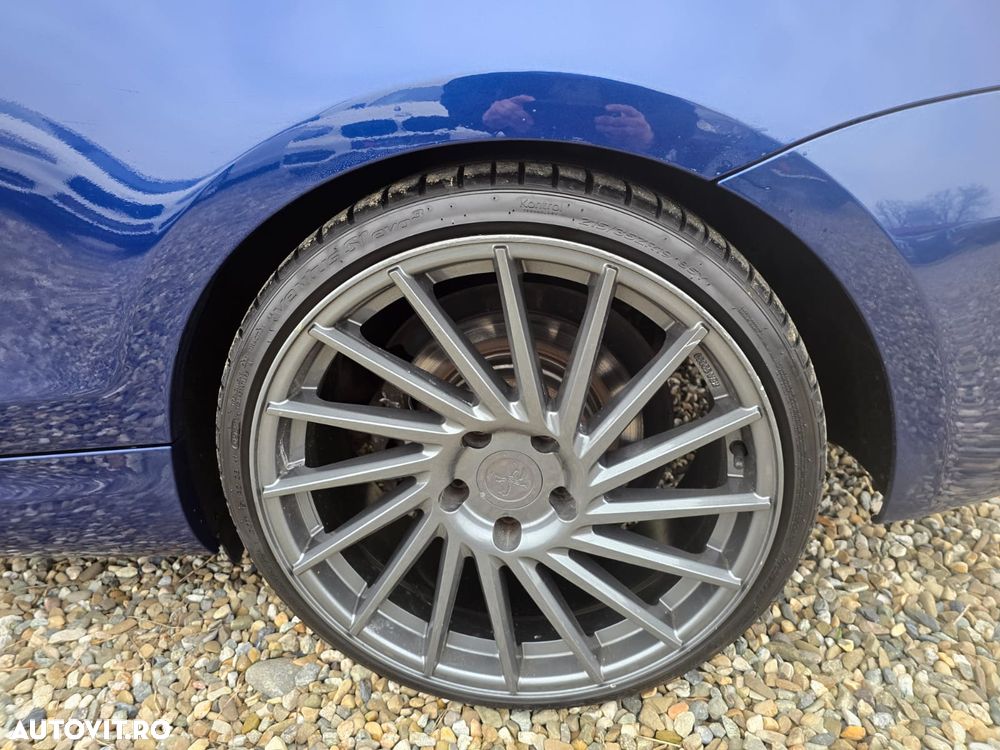 BMW Seria 1 123d - 10