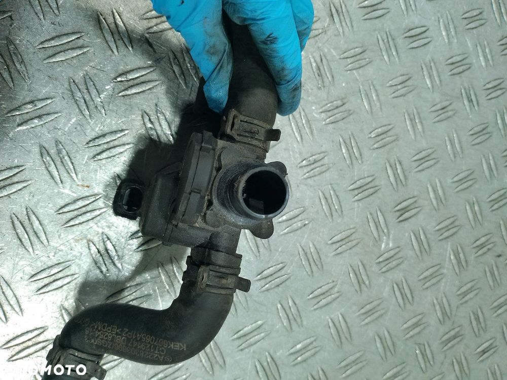 ELEKTROZAWÓR WODY MAYBACH X222 A2308300084 6.0 V12 - 7