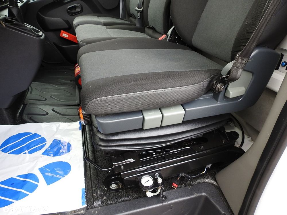 Renault MASTER PLANDEKA 10 PALET WEBASTO TEMPOMAT KLIMATYZACJA LEDY PNEUMATYKA  165KM - 30