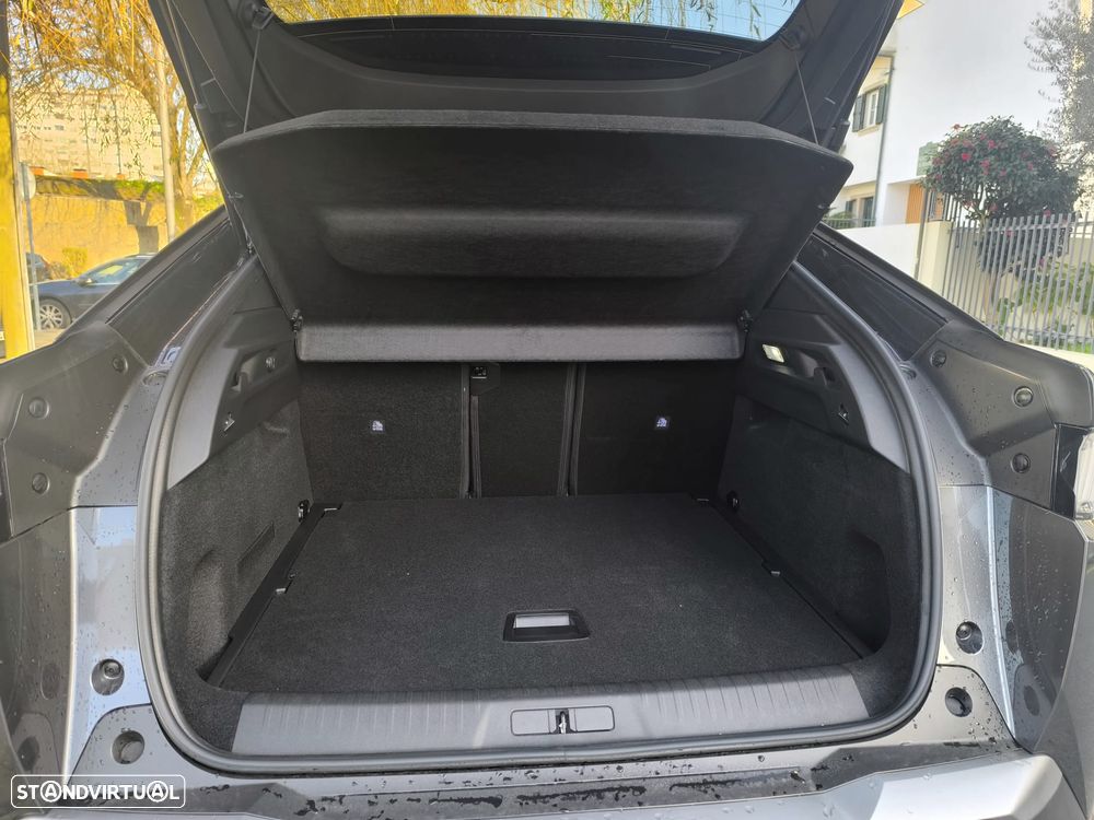 Peugeot 3008 1.2 Hybrid Allure e-DCS6 - 21