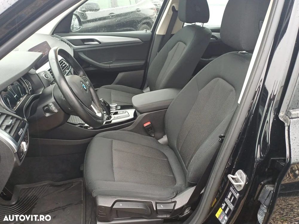 BMW X3 xDrive30e AT PHEV - 11